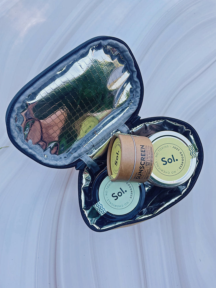 Our perfect compact size insulated bag, is a great companion to store your sunscreen and some extra goodies into one water resistant bag. A top zip pocket perfect for your keys.